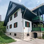 Riverview Počitniška hiša *